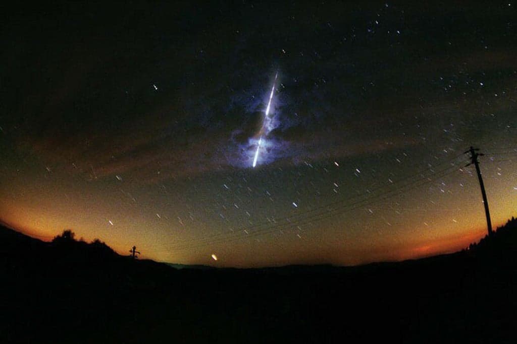 Ő az egyetlen ember, akit eltalált egy meteorit és túlélte