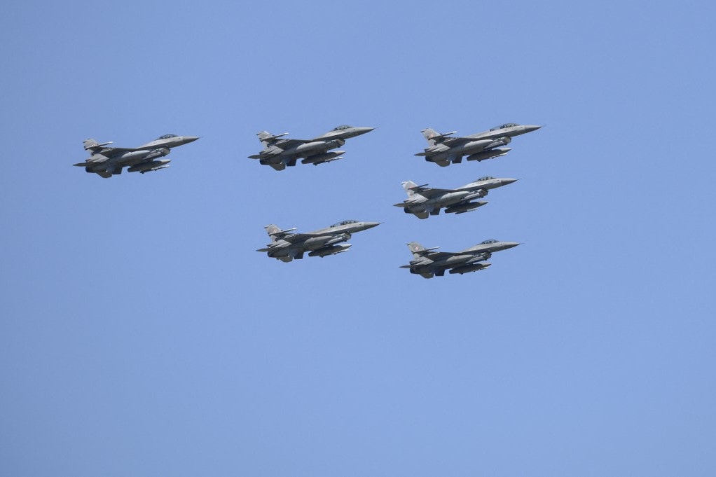 Lengyelországban lezuhant egy F-16-os repülőgép