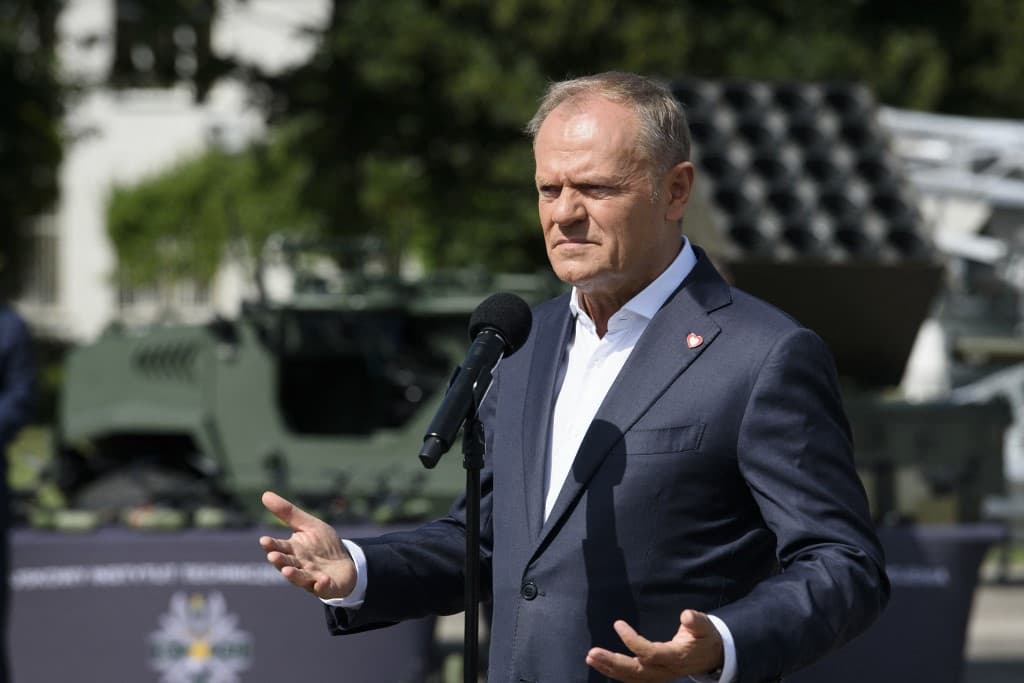 Nyugalomra szólított fel a lengyel kormányfő