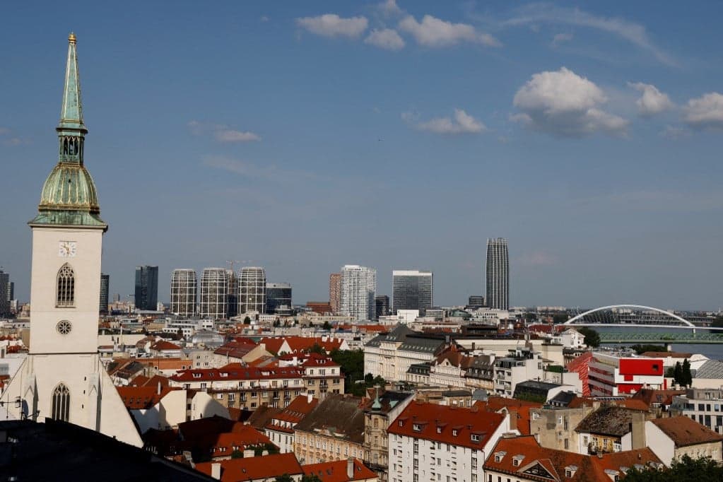 Bomba bénította meg Pozsony egyik városrészét