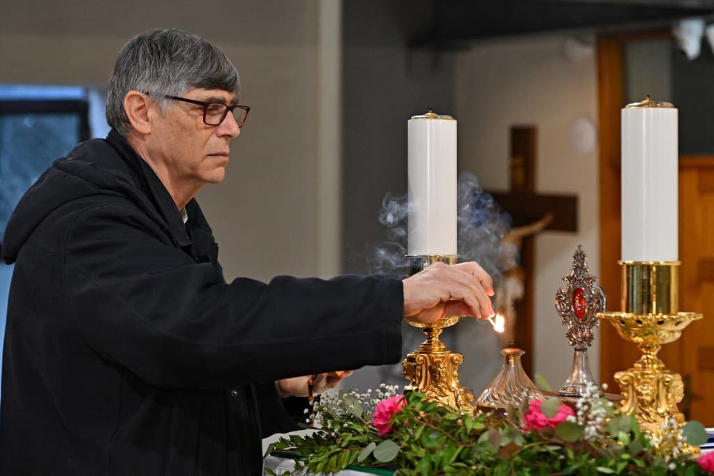 Egy katolikus pap életét fenyegette a nápolyi bűnszervezet
