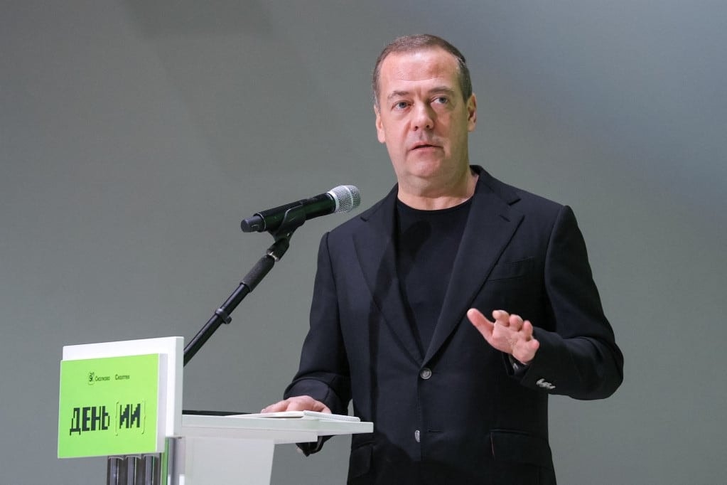 Medvegyev beleállt Trumpba