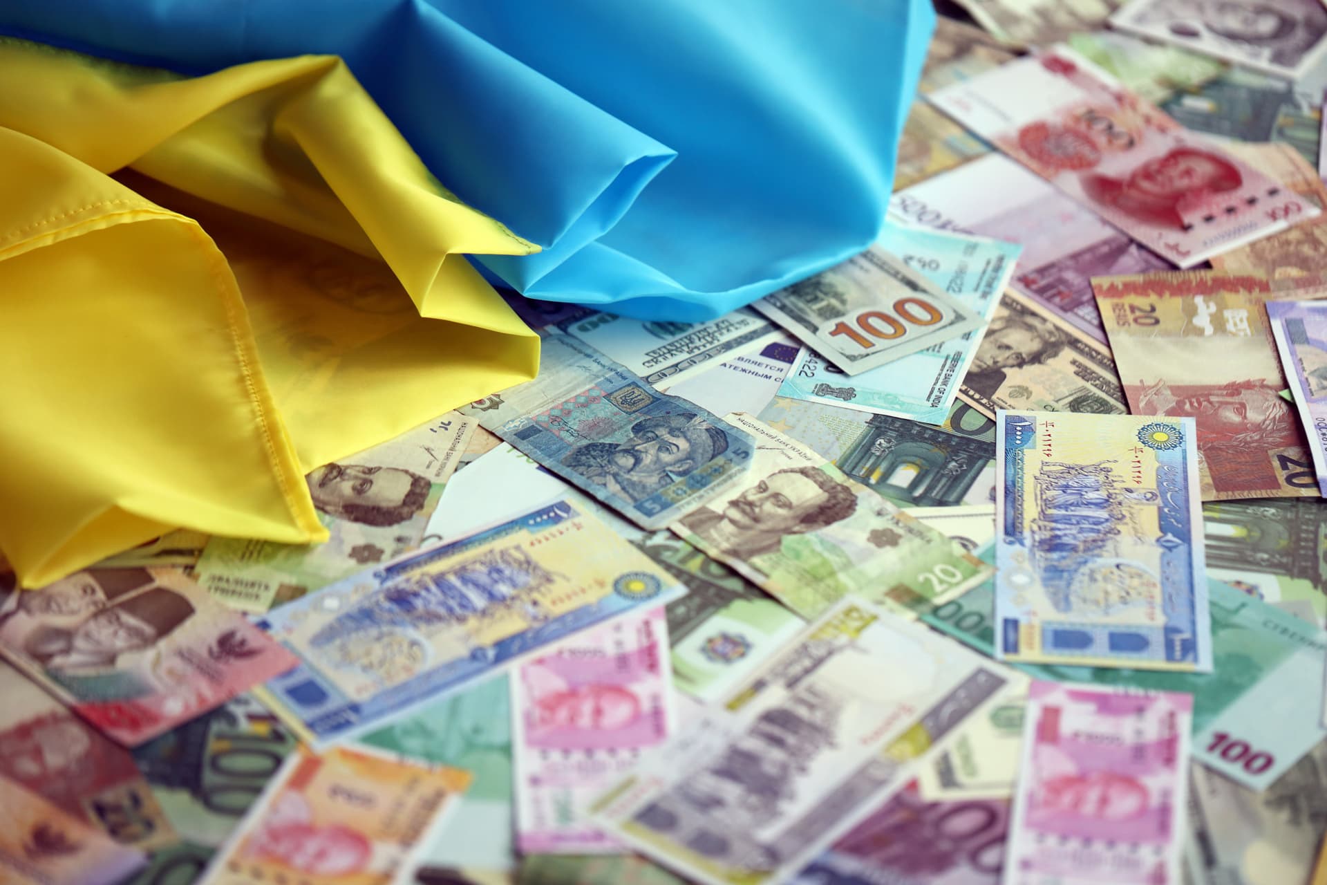 Az EU kiskaput talált a befagyasztott orosz vagyon Ukrajnába történő átutalásához
