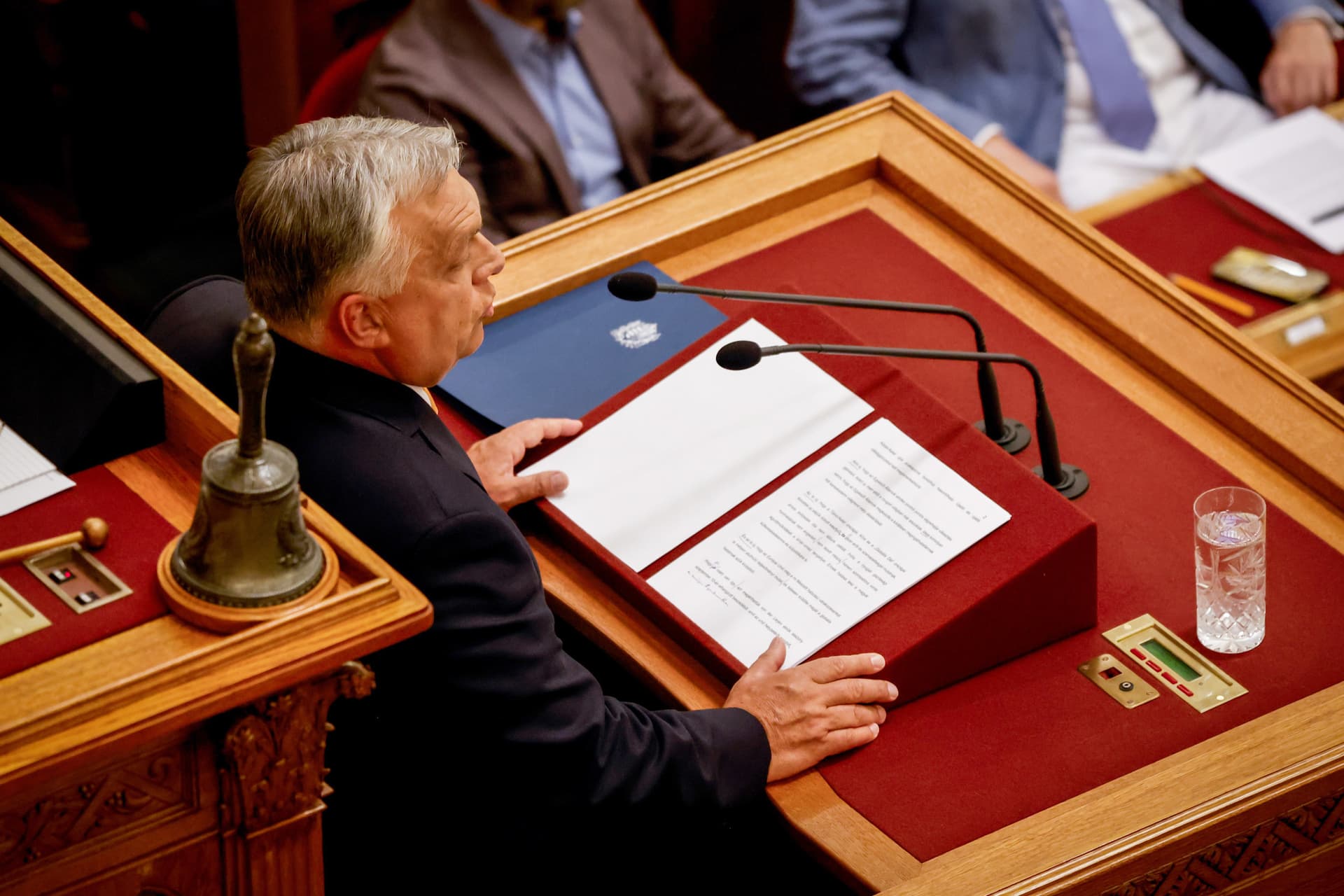 Orbán Viktor: Magyarország nem adott felhatalmazást senkinek sem arra, hogy a nevében háborút viseljen