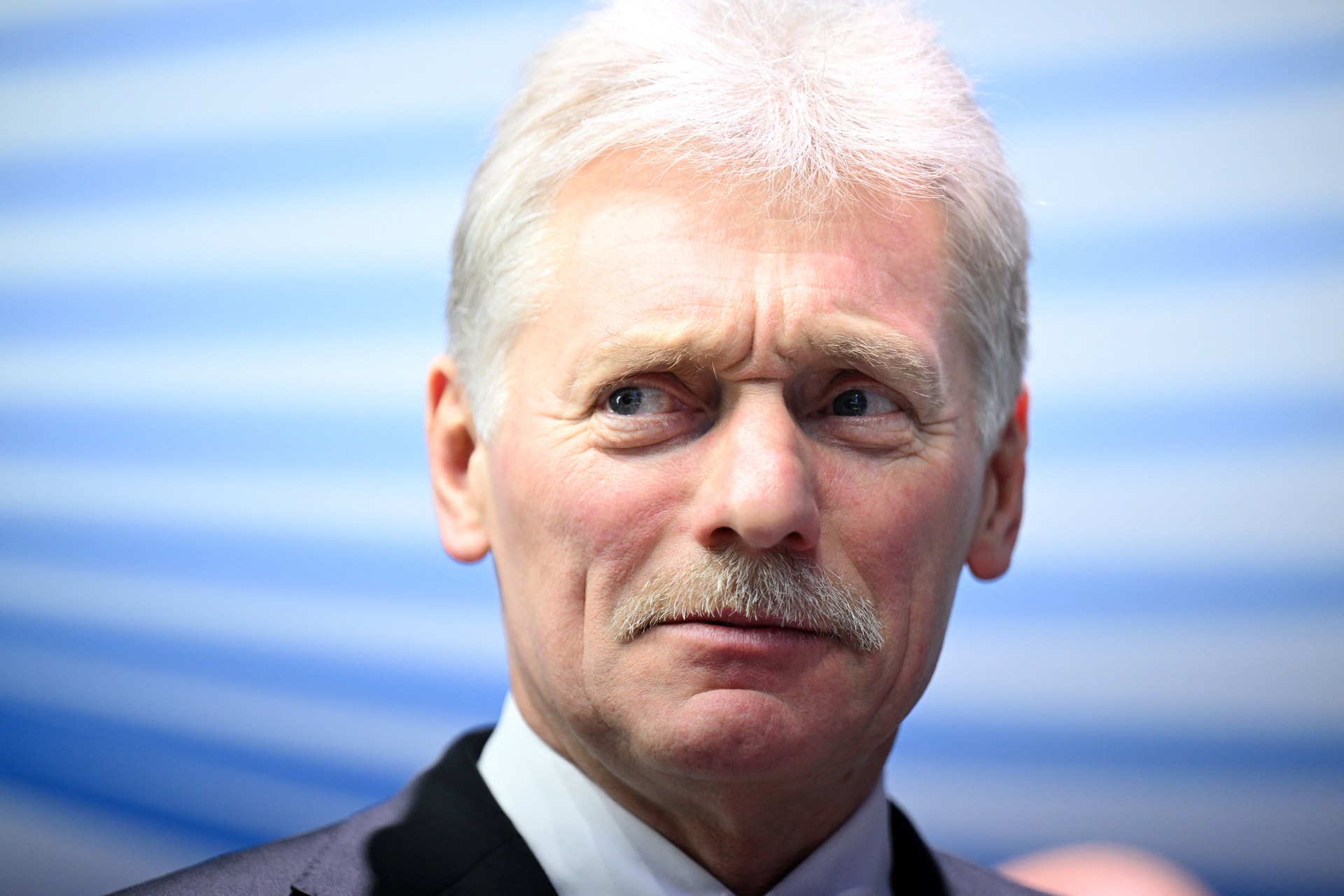 Peszkov: Moszkva nem kapott béketerveket, a sajtóból tájékozódnak