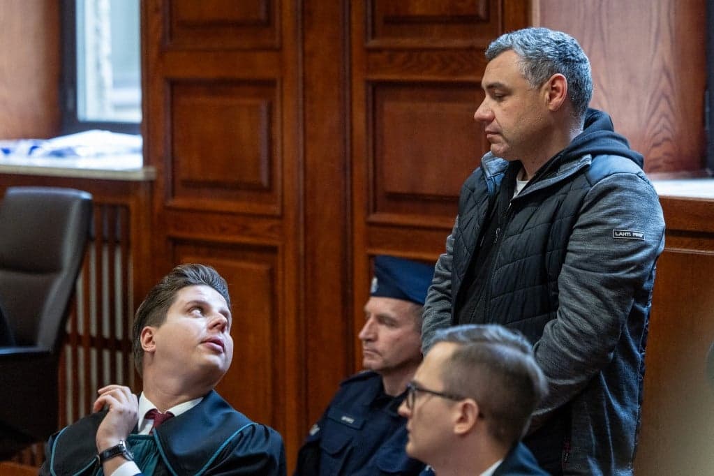 Botrány Varsóban
