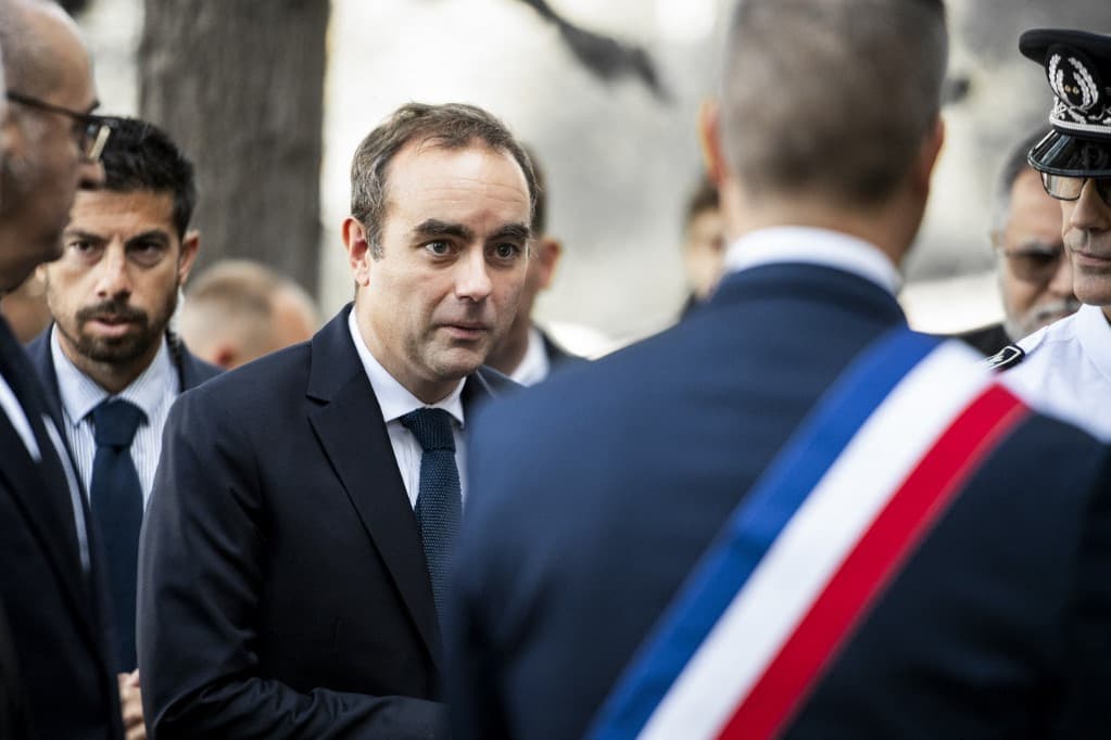 Fogy az ideje az ideiglenes gall kormányfőnek