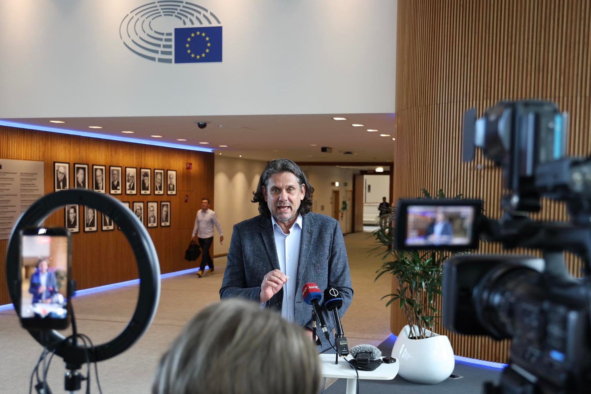 Elképesztő és példátlan demokratikus visszaélés