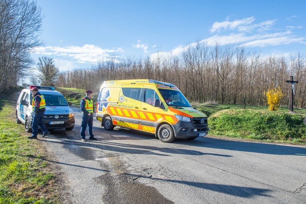 Baleset miatt lezárták a 6-os utat