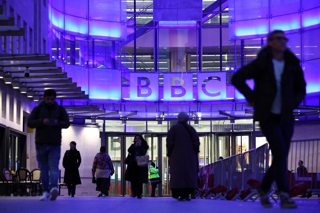 Elnézést kért a BBC az amerikai elnöktől beszédének manipulálásáért