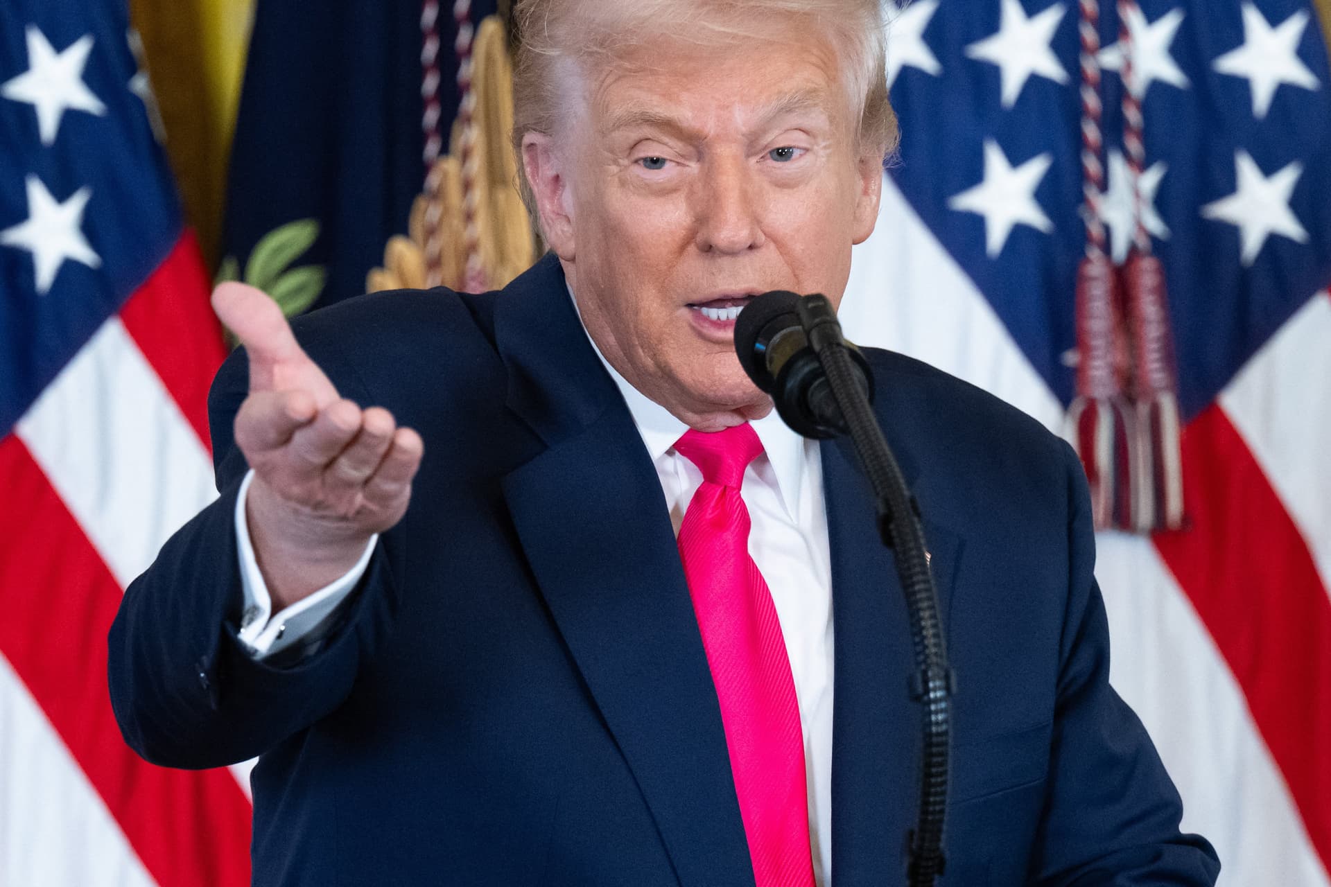 Trump komoly feltételt szabott Zelenszkijnek