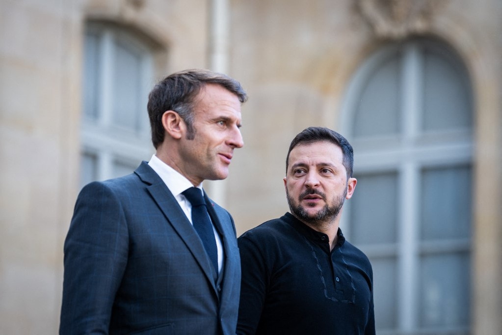 Francia politikus bírálja Zelenszkij párizsi útját