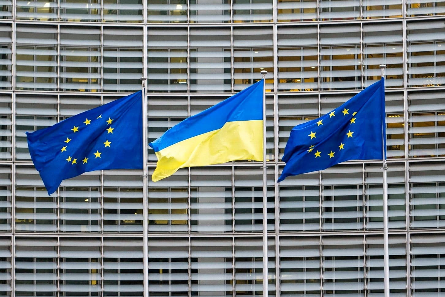 Hiába a korrupció, Európa nem lassít