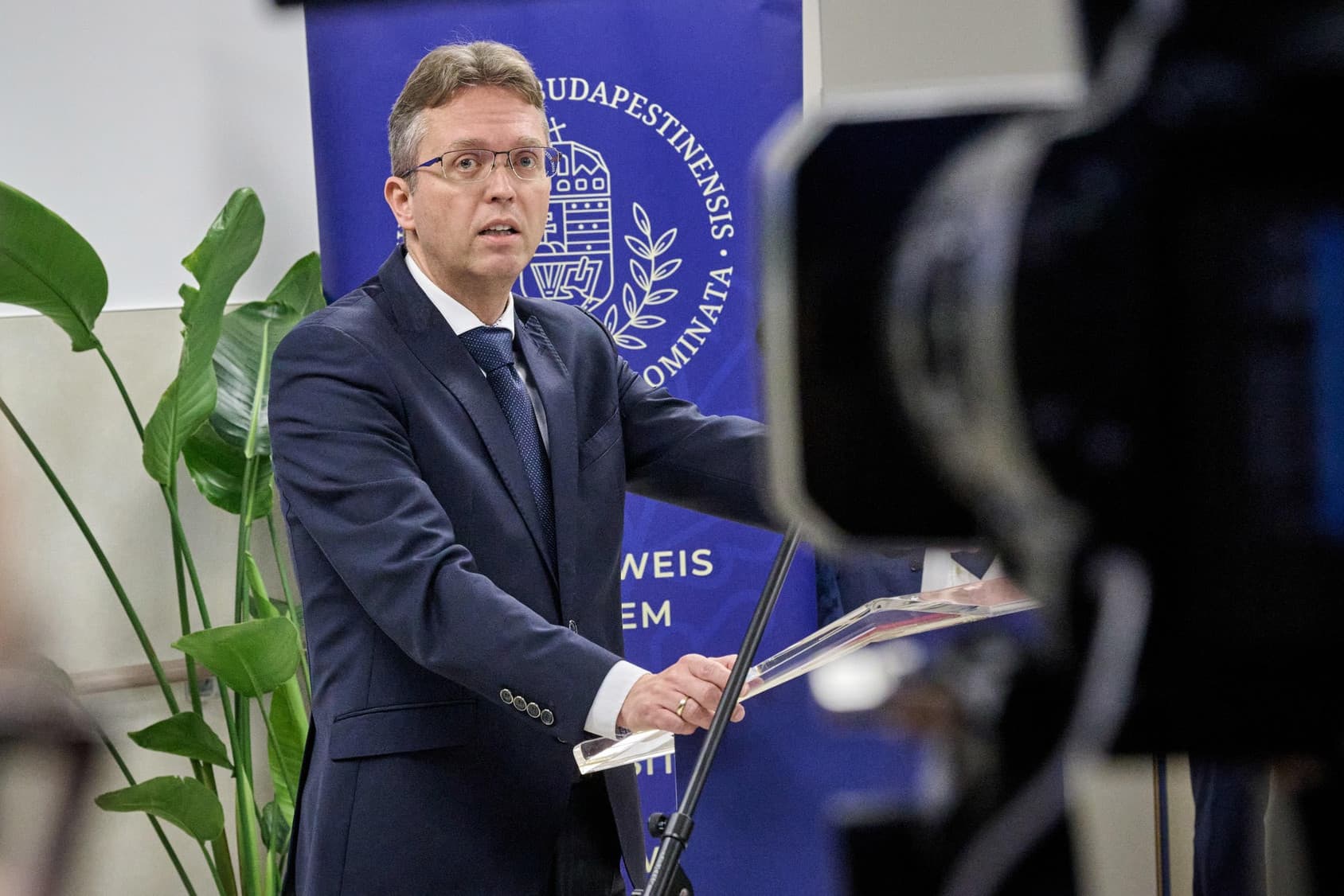 A kormány célja, hogy az oktatási program része legyen a mesterségesintelligencia-képzés