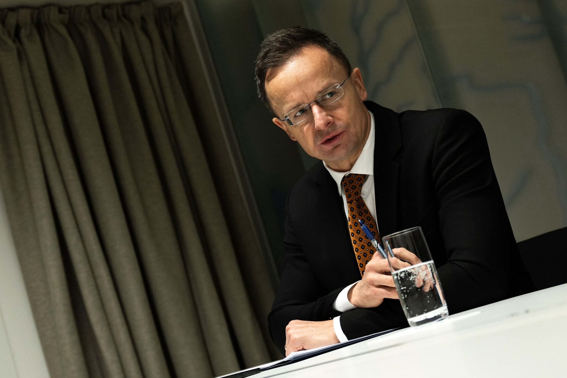 Magyarország szuverén külpolitikát folytat