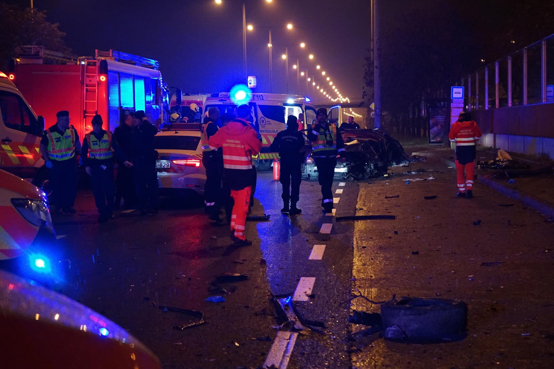 Egy fiatal férfi halt meg a szombat éjszakai közlekedési balesetben