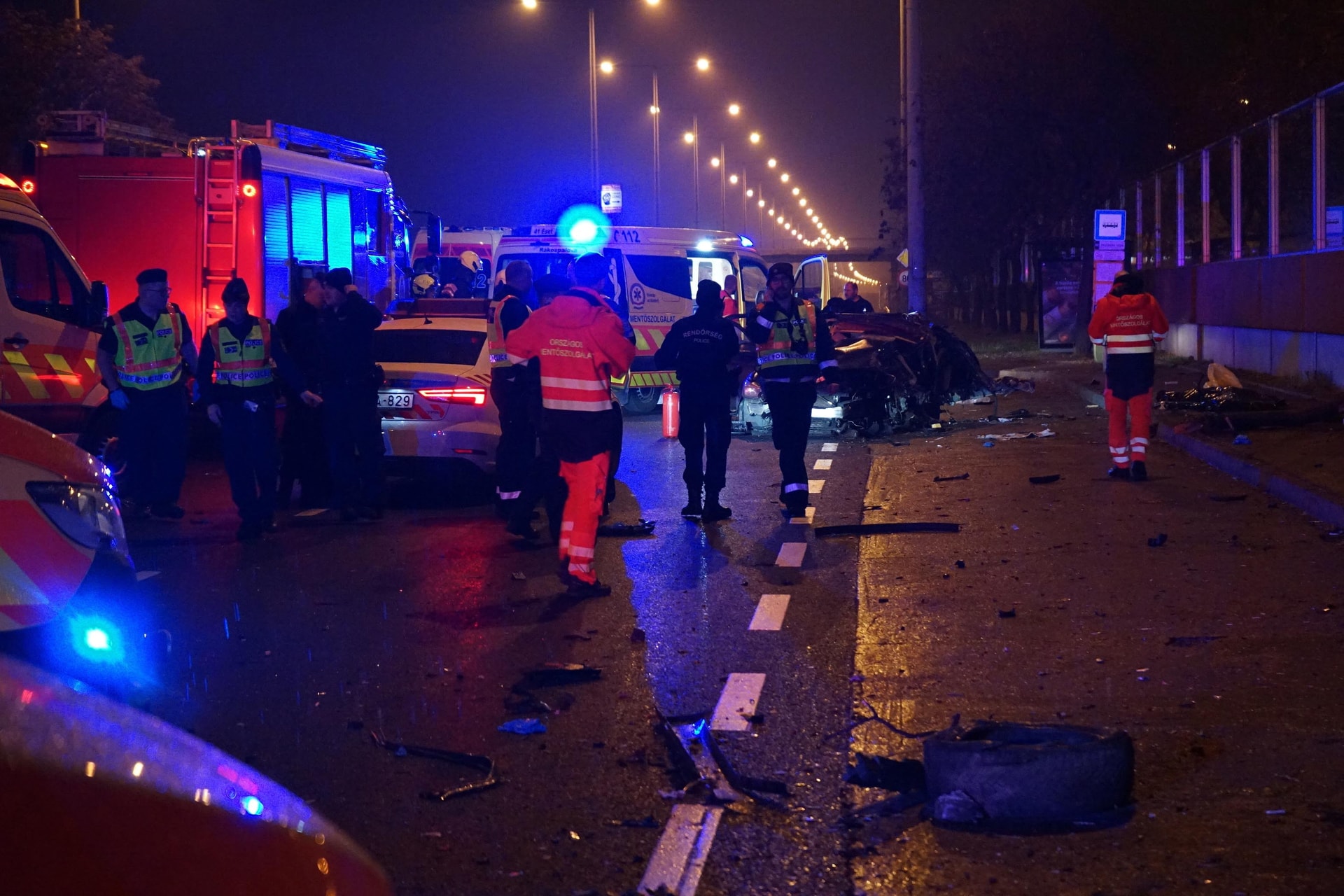 Egy fiatal férfi halt meg a szombat éjszakai közlekedési balesetben