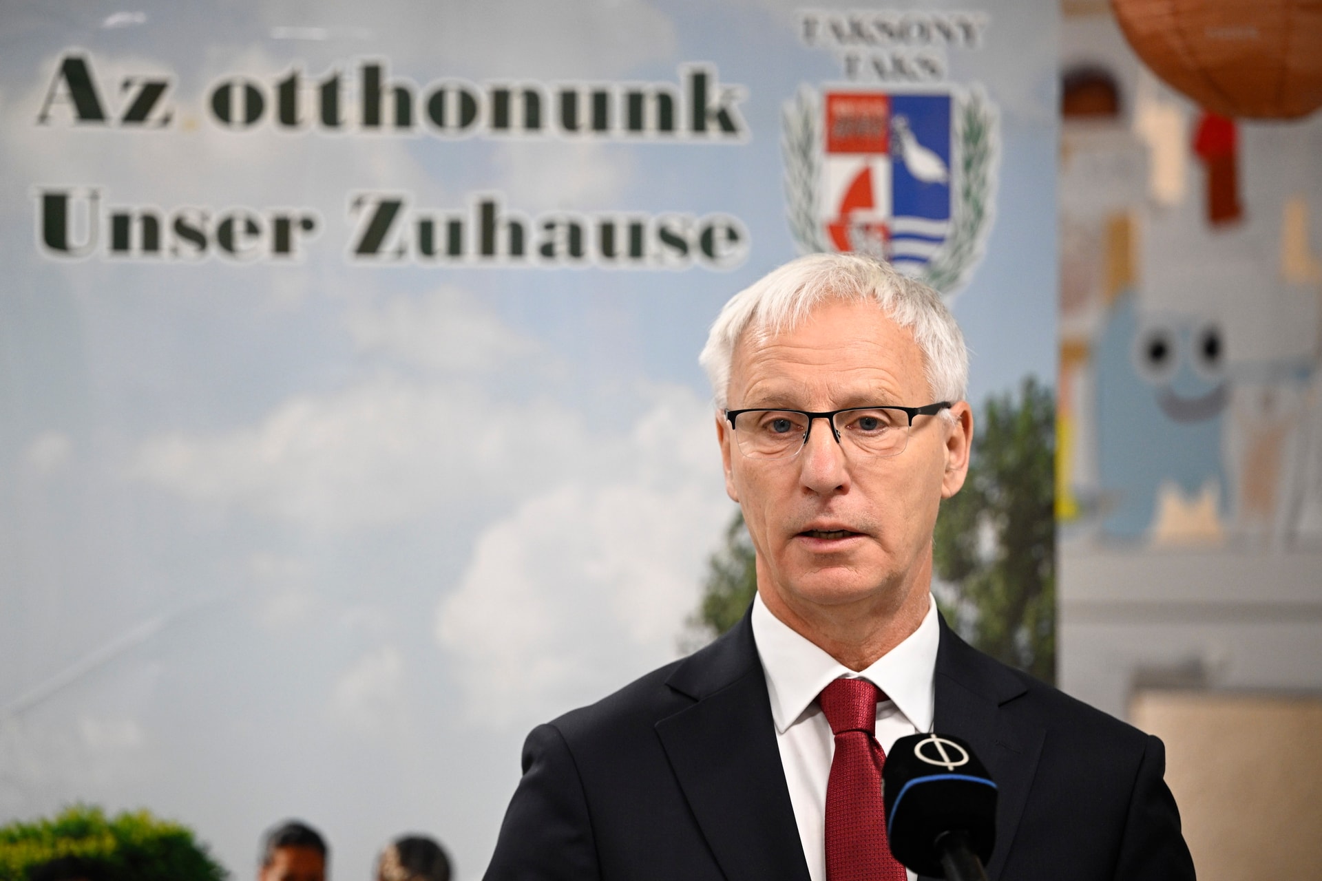 Soltész Miklós: Érdemes és fontos a nemzetiségi közösségeket támogatni