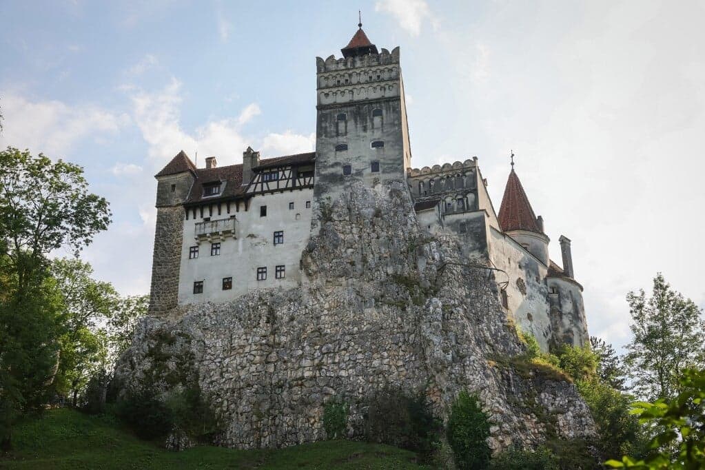 Nem csak legenda Drakula-kastélya?