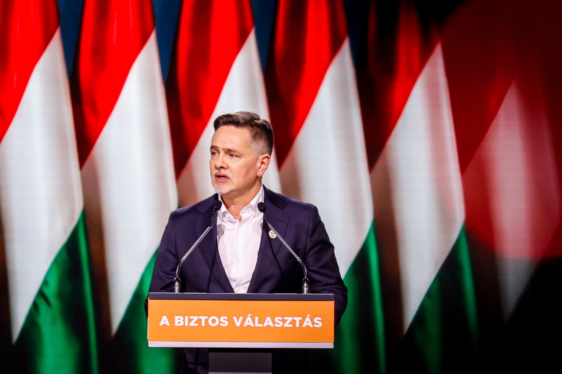 Hamis e-maileket küldenek a miskolci polgármester nevében