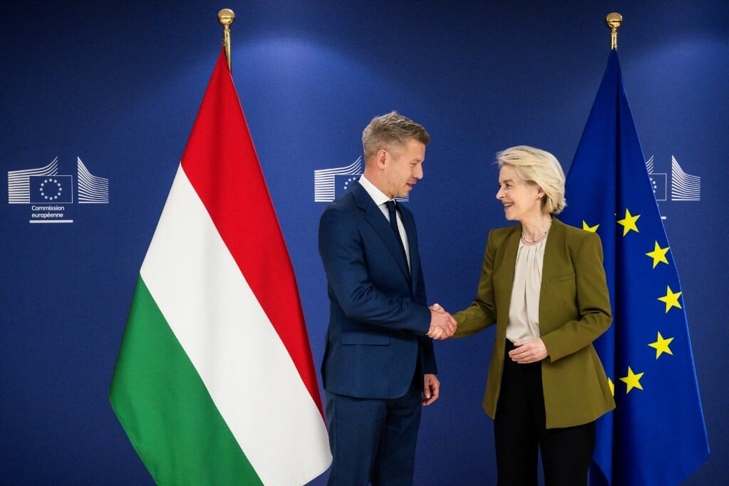 Meghívták Brüsszelbe Magyar Pétert
