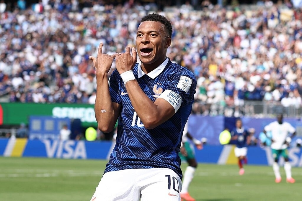 Mbappé influenzás, nem is edzett