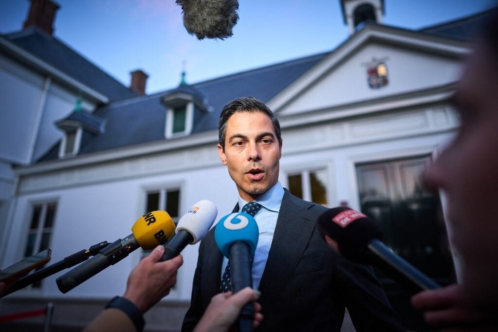 Gyermeket vár dajkaanya segítségével a holland miniszterelnök és párja