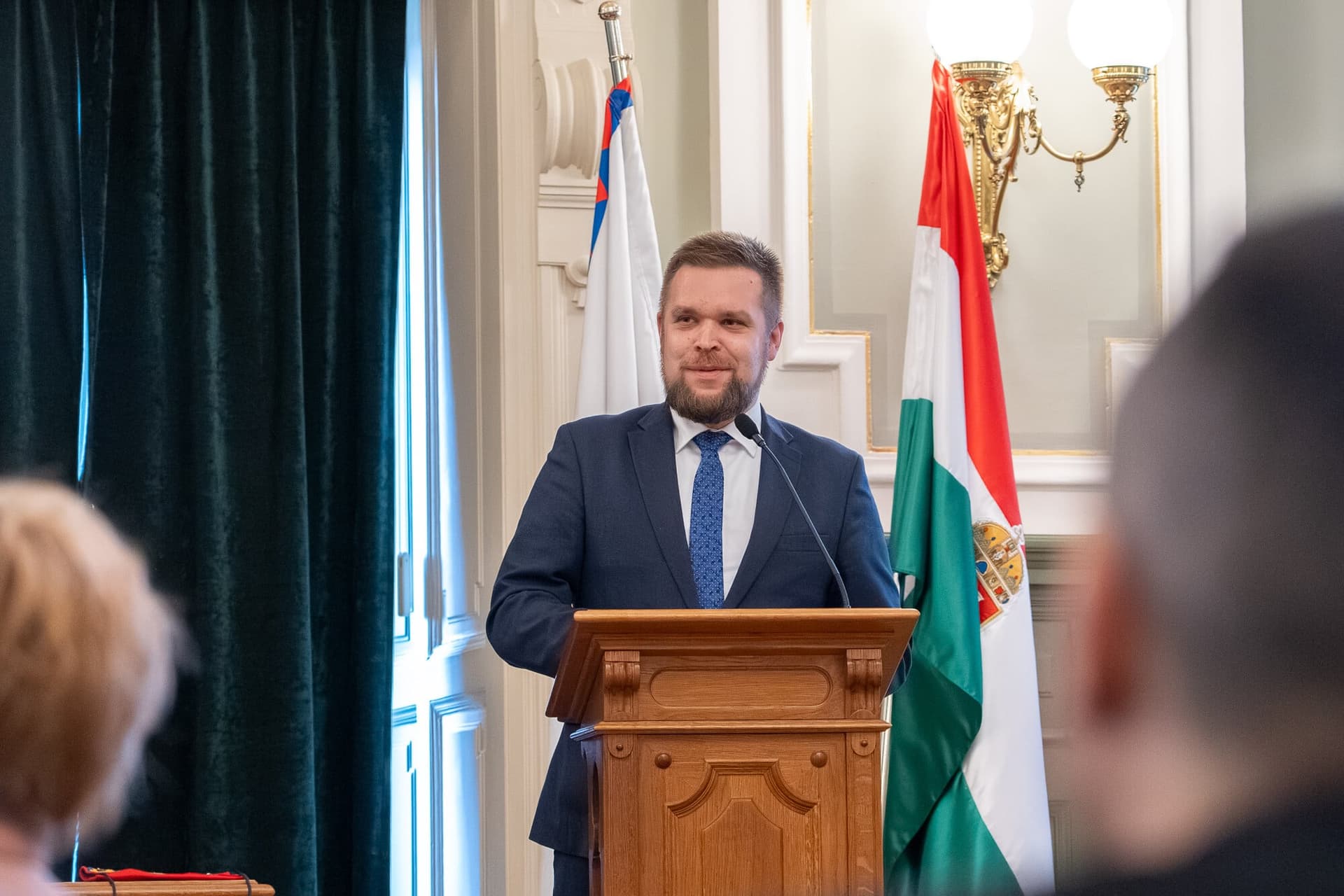 Győr polgármestere alkotmányjogi panaszt nyújt be a szolidaritási adó miatt