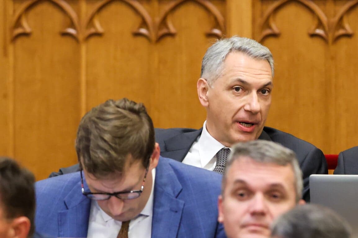 Lázár János lemondásának három nyomós oka volt