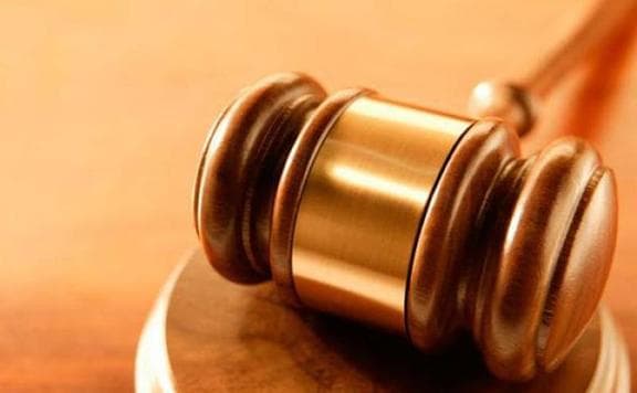 Megszületett az ítélet az első franciaországi dzsihadista merénylet elkövetőjének testvéréről