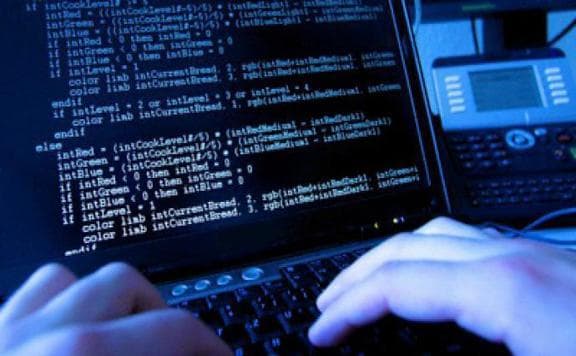 Lecsaptak a hackerek Olaszországra