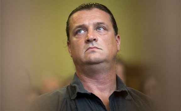 Tizenhét év fegyházra ítélték terrorcselekmények miatt Budaházy Györgyöt