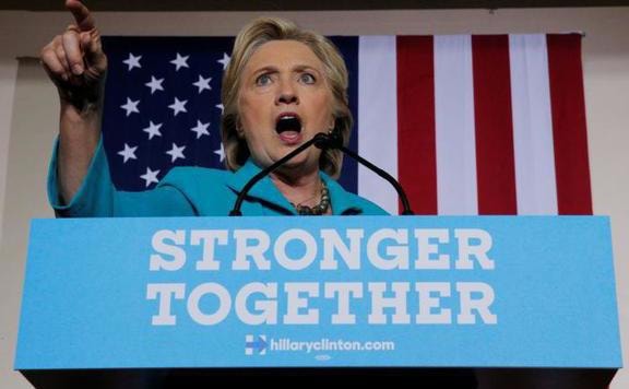 Furcsa tanfolyamot indított Hillary Clinton