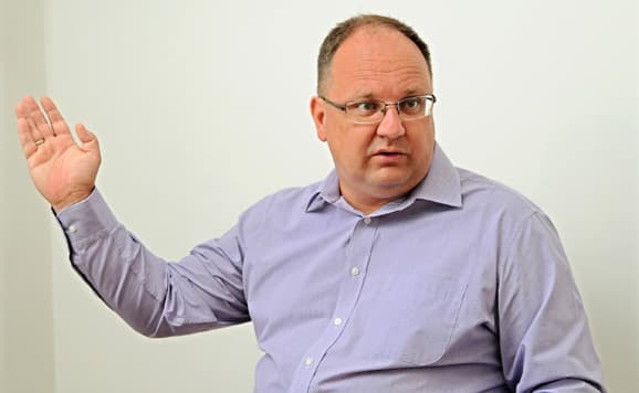 „Jövő héten már Draskovics hangjával mondják be a következő megállót?”