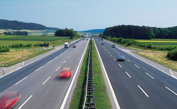 Rekordösszegű útdíj folyt be az első félévben