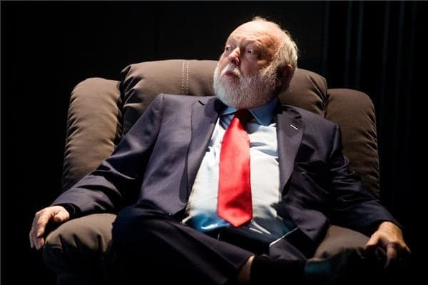 Andy Vajna gyűjteménye is szerepel a Nagyházi Galéria árverésén