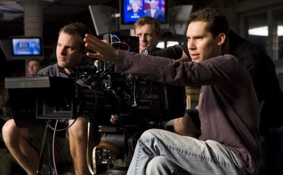 Bryan Singer peren kívüli megállapodást kötött a zaklatási ügyében