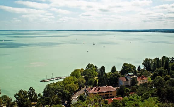 A nyárra elérheti a százhúsz centit a Balaton vízszintje